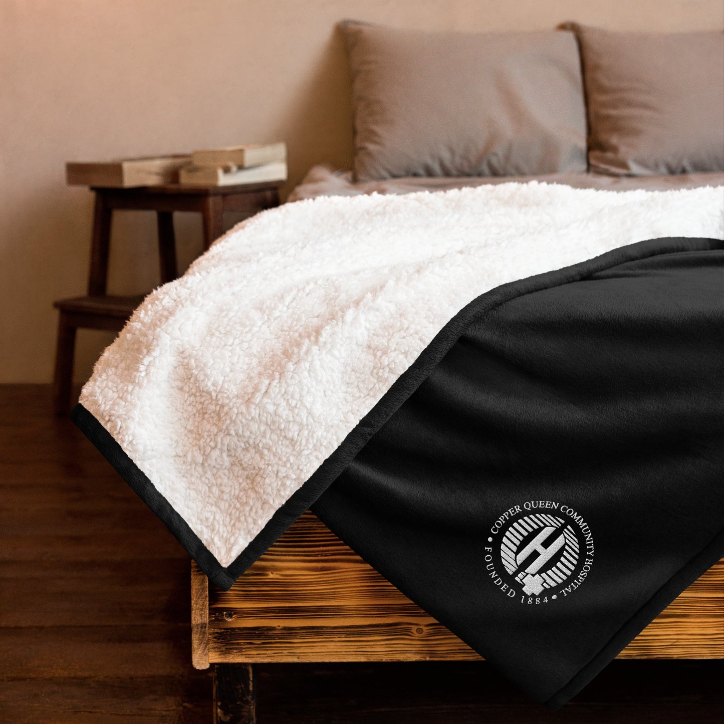 Premium sherpa blanket